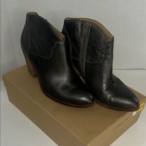 Lucky Brand Women's Sleek Black Ankle Boots